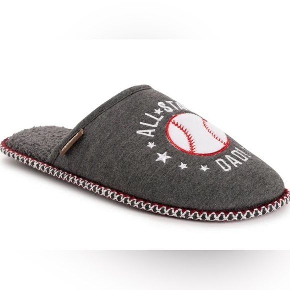 BRAND NEW Gray All Star Baseball Slippers - Picture 2 of 3
